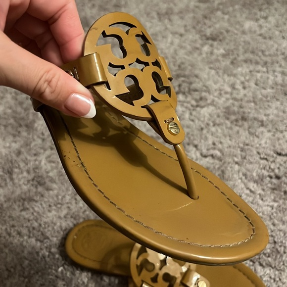 Tory Burch Tan Leather Sandals - Picture 5 of 7